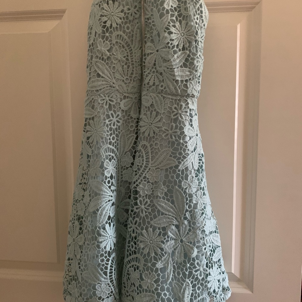 Lulus lace dress - Picture 6 of 16